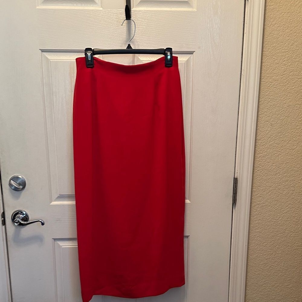 Elegant Red Jones Wear Women's Skirt